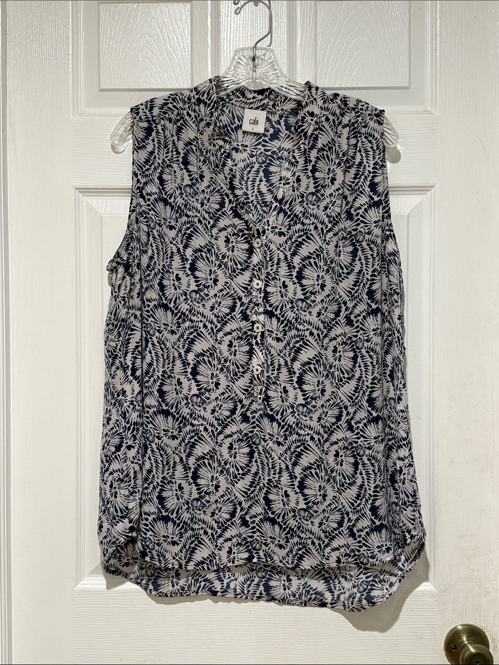 CAbi Navy and White Sleeveless Floral Button-Front Top